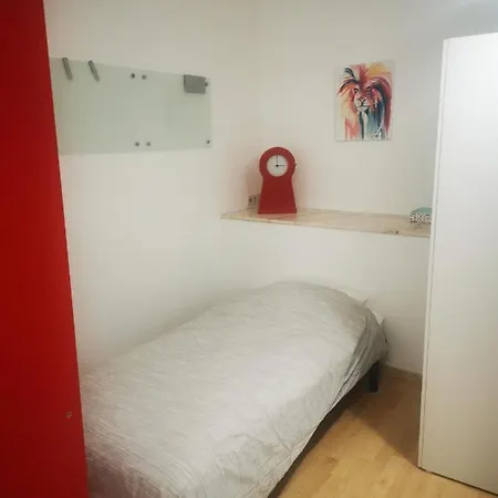 Rum i privatbostad - Un Lit En *